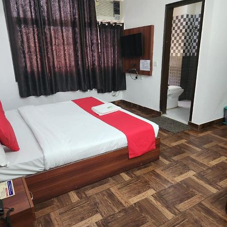 Hotel Cozy Cave 新德里 外观 照片